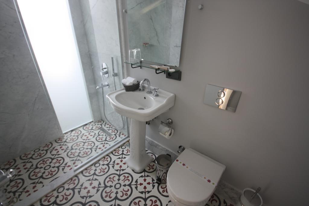 La Casa Pera Suites Κωνσταντινούπολη Δωμάτιο φωτογραφία